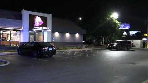 Man fatally shot during argument outside fast food restaurant on South Side